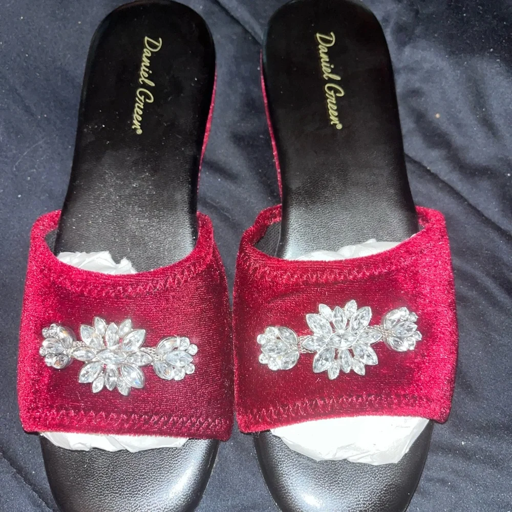 Velvet Embellished Slippers - Picture 1 of 4